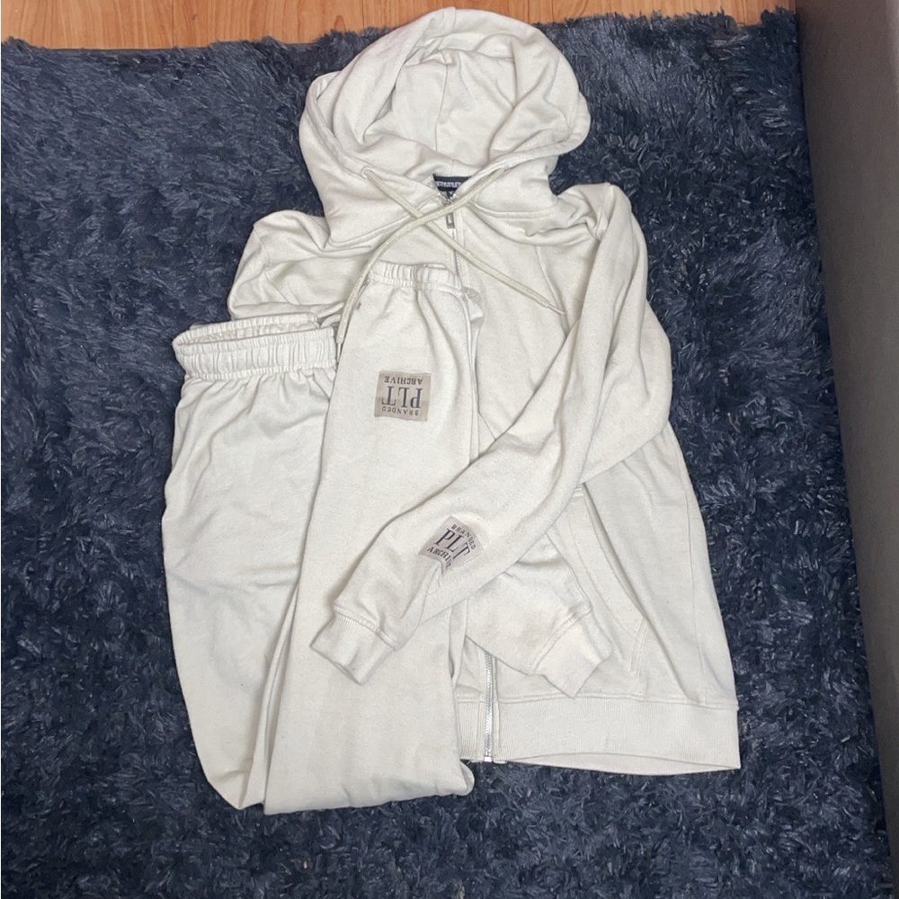 Pretty little thing jacket and jogger set